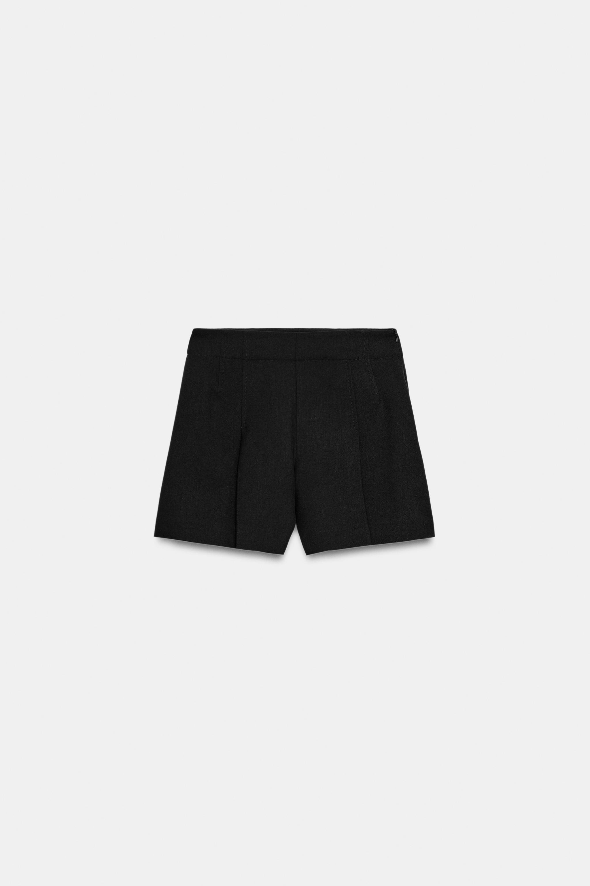PLEATED SHORTS